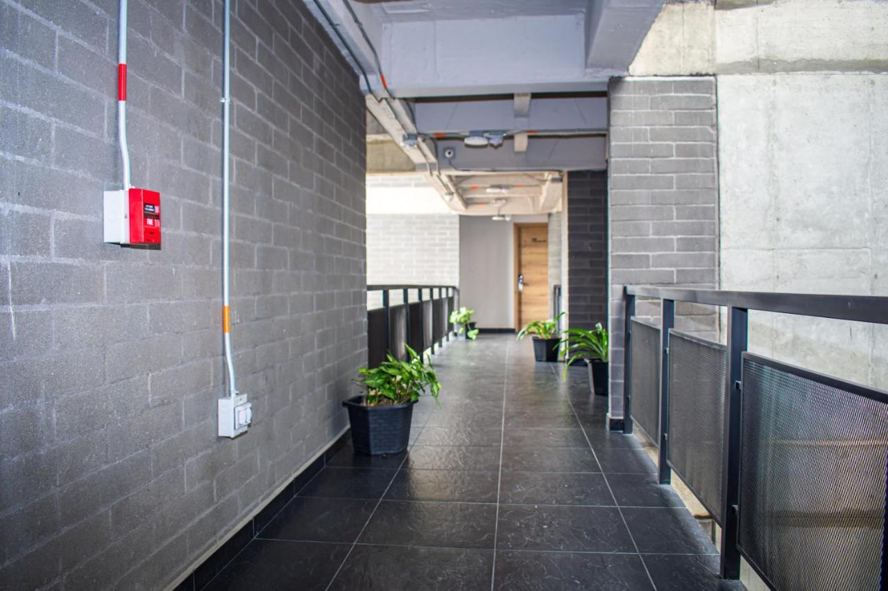 Inverso Cl 47 Coliving 麦德林 外观 照片